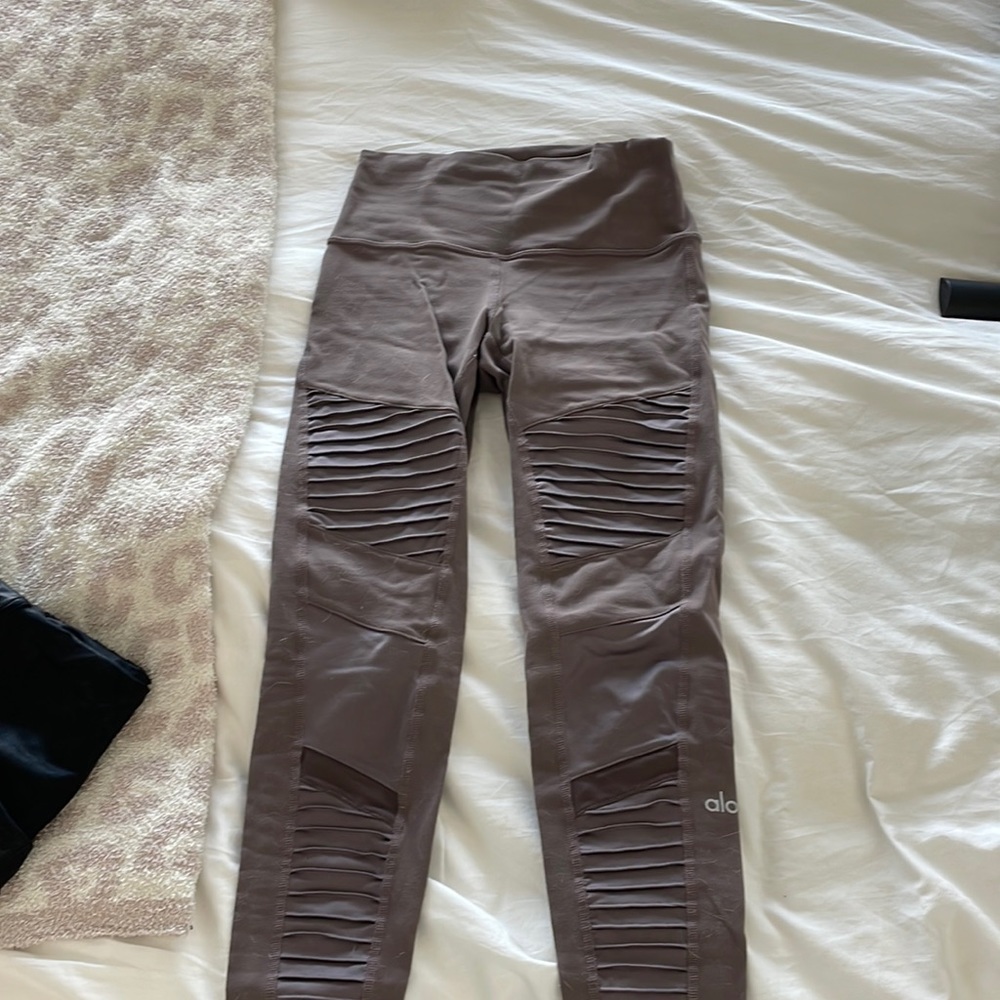 Mauve moto alo leggings